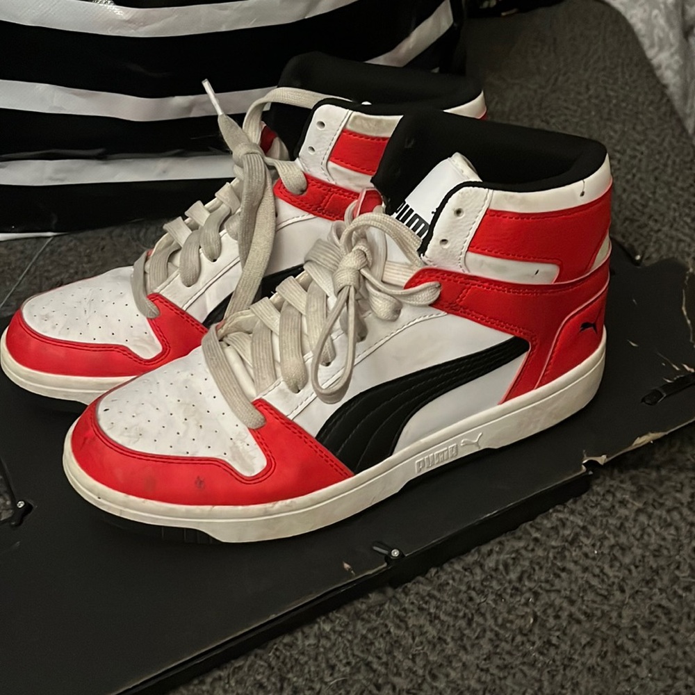 Men’s puma high tops